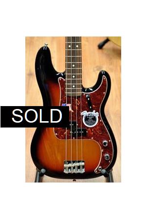 Fender American Vintage 62 Precision Fender American Vintage 62 Precision